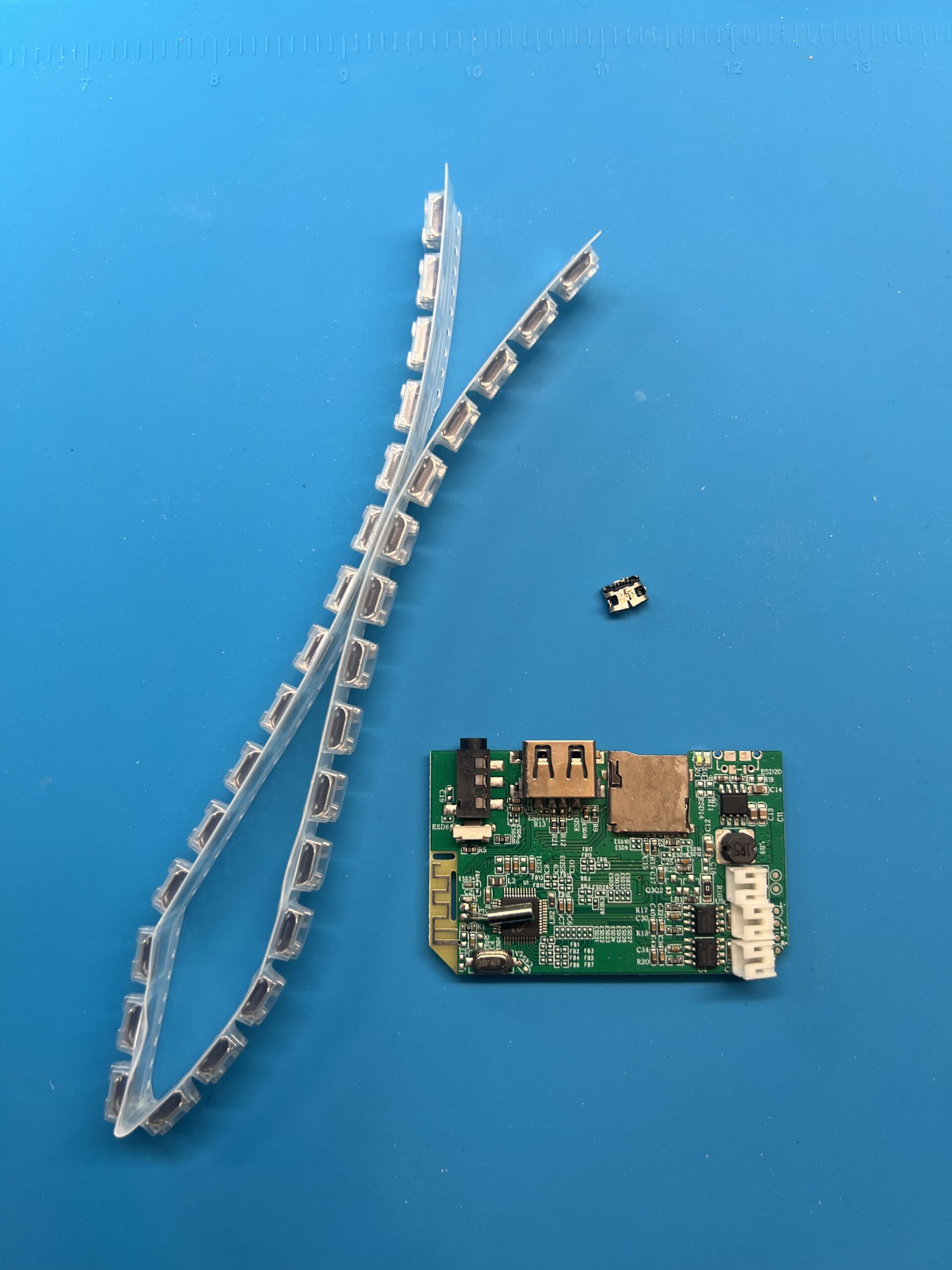 30 Nouveaux ports micro usb